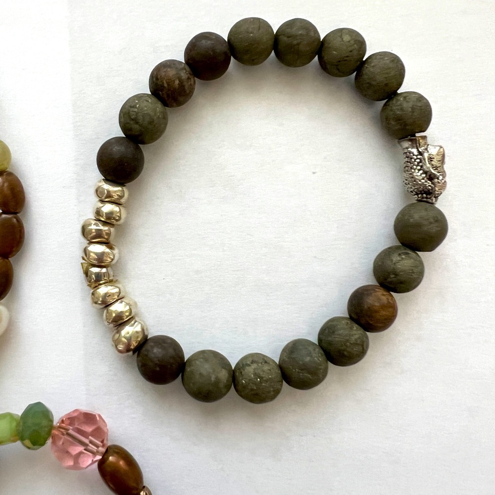 Hand Made Beaded Bracelets - Picture 10 of 10